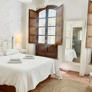 Lyrioshomes La Merced Centro Malaga