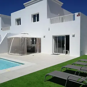 villa-selena-playa-blanca-lanzarote.in-canary-islands.com/