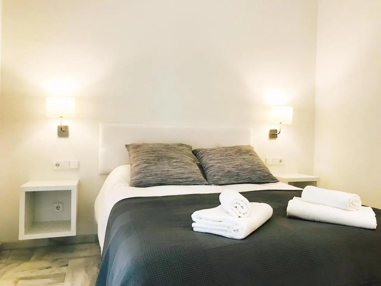 Canto Malagueta Beach By Ele Apartments Malaga